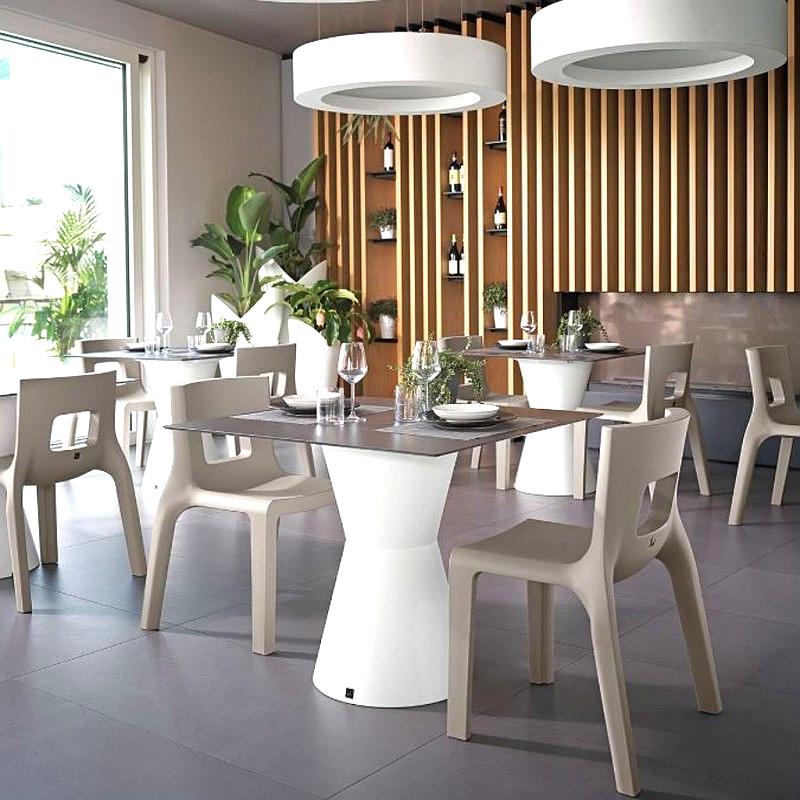 Tables classiques Dot + plateau en céramique carré