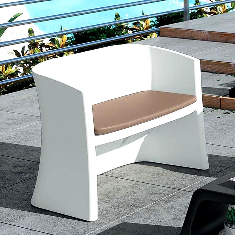 Breeze Sofa